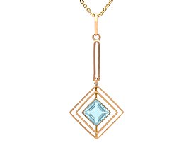 Edwardian 1.05ct Aquamarine and 9ct Yellow Gold Pendant