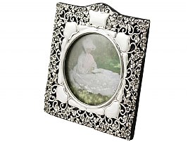 Sterling Silver Photograph Frame by Synyer & Beddoes - Antique Edwardian (1901)