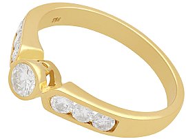 Vintage 18ct Yellow Gold Diamond Dress Ring